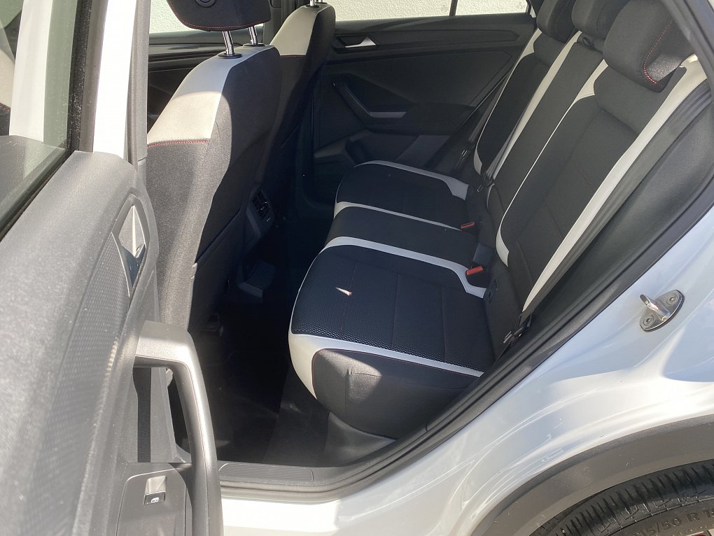 Volkswagen T-Roc 1.5 TSi R-Line