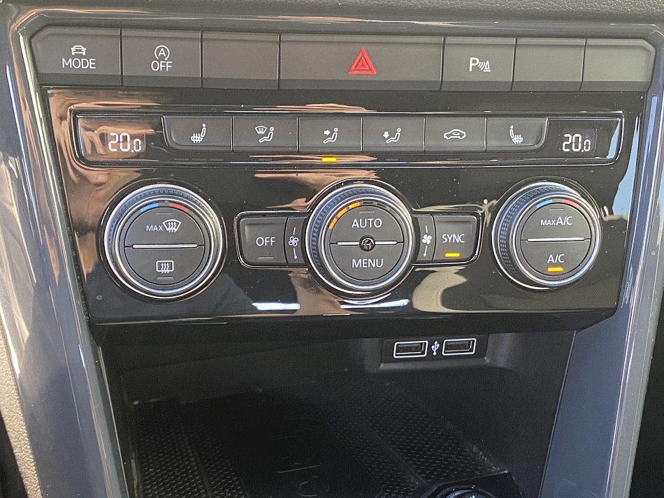Volkswagen T-Roc 1.5 TSi R-Line