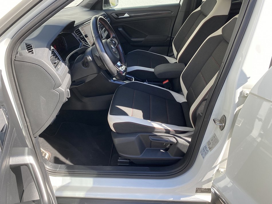 Volkswagen T-Roc 1.5 TSi R-Line