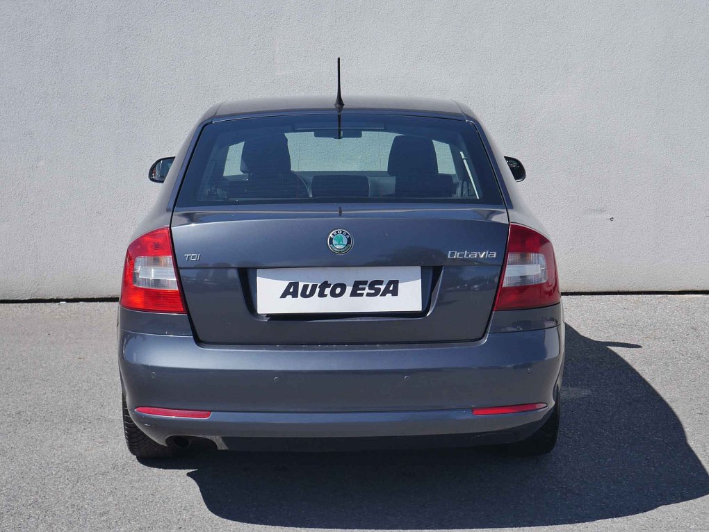 Škoda Octavia II 1.6 TDi Elegance