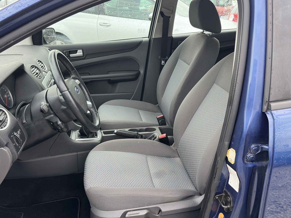 Ford Focus 1.6 16V 