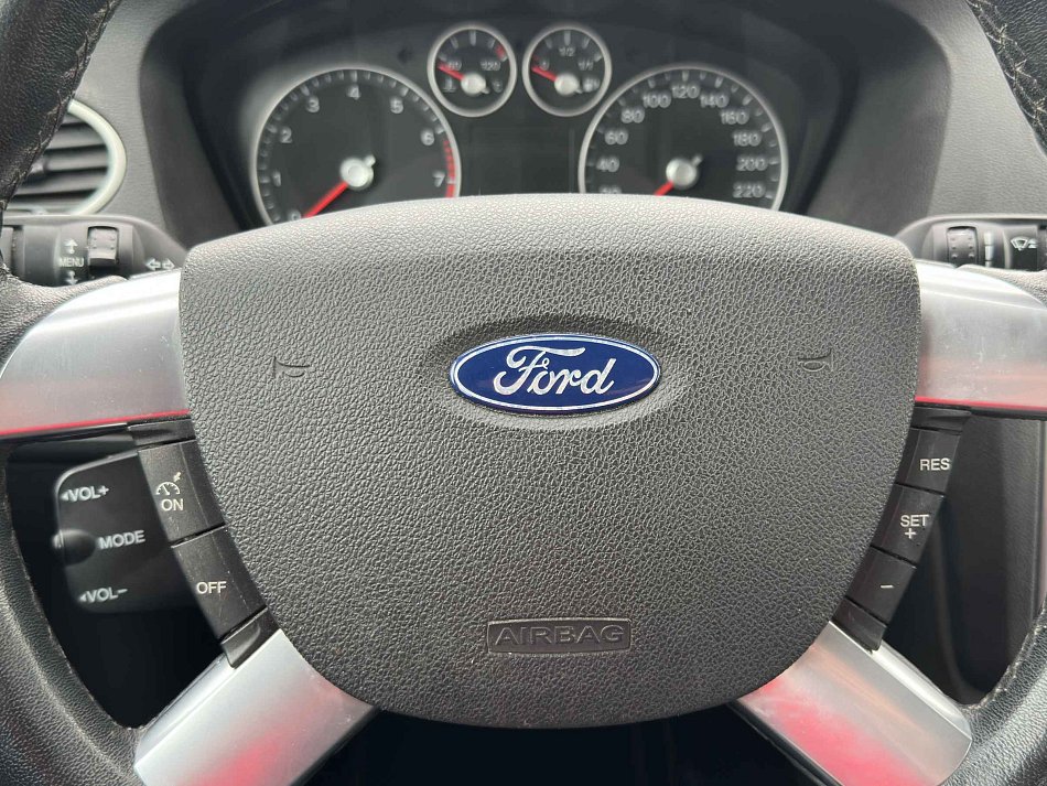 Ford Focus 1.6 16V 