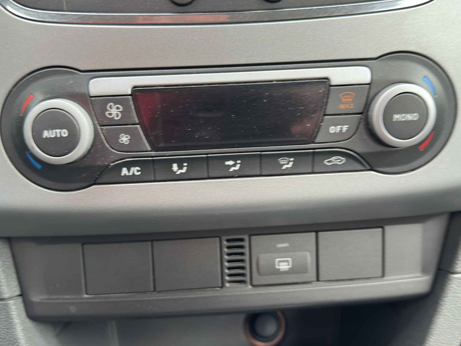 Ford Focus 1.6 16V 
