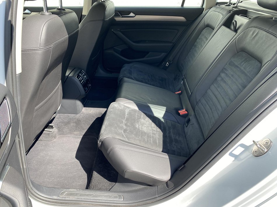 Volkswagen Passat 2.0 TDi Highline