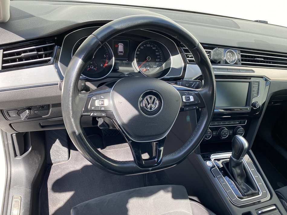 Volkswagen Passat 2.0 TDi Highline