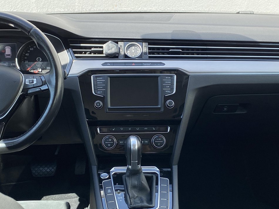 Volkswagen Passat 2.0 TDi Highline