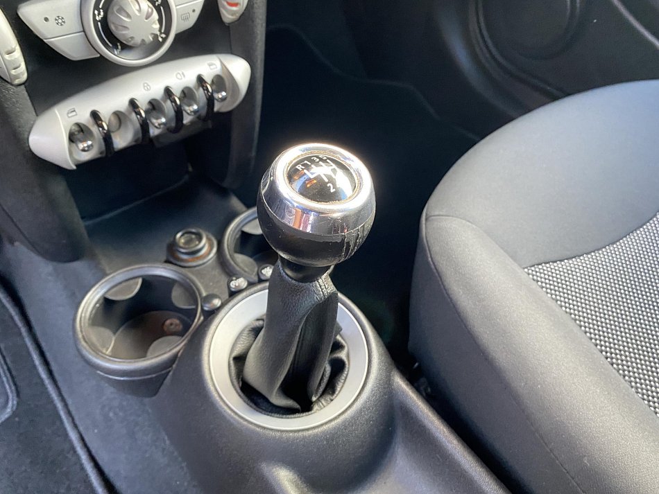 Mini Cooper 1.6i 
