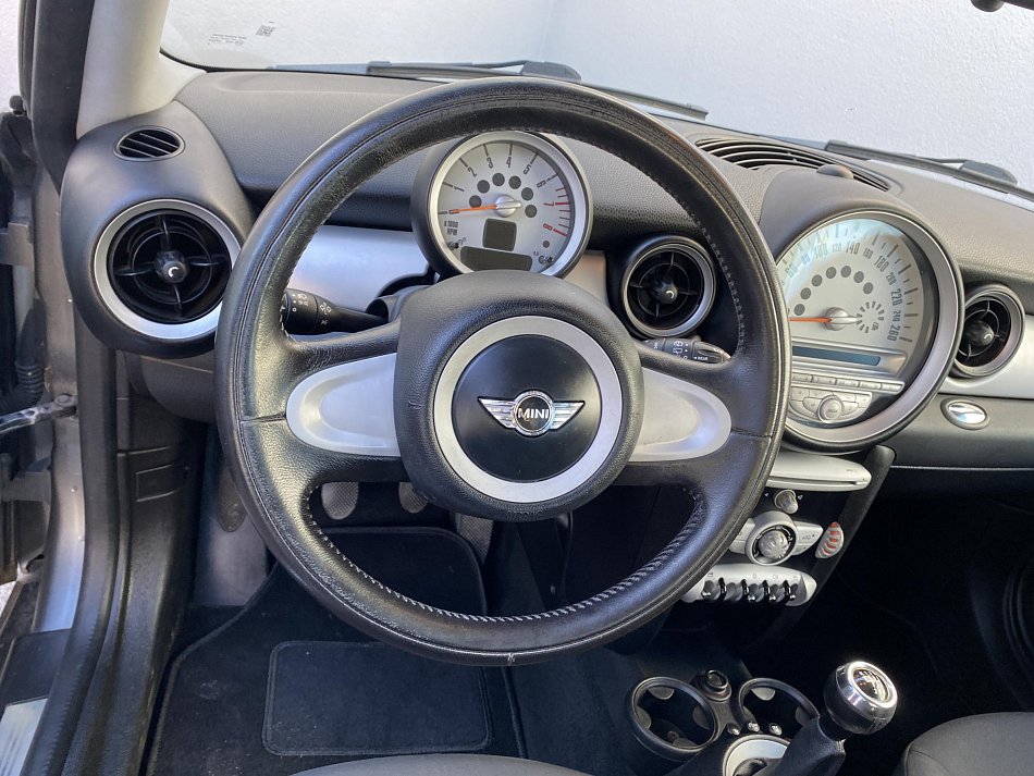 Mini Cooper 1.6i 