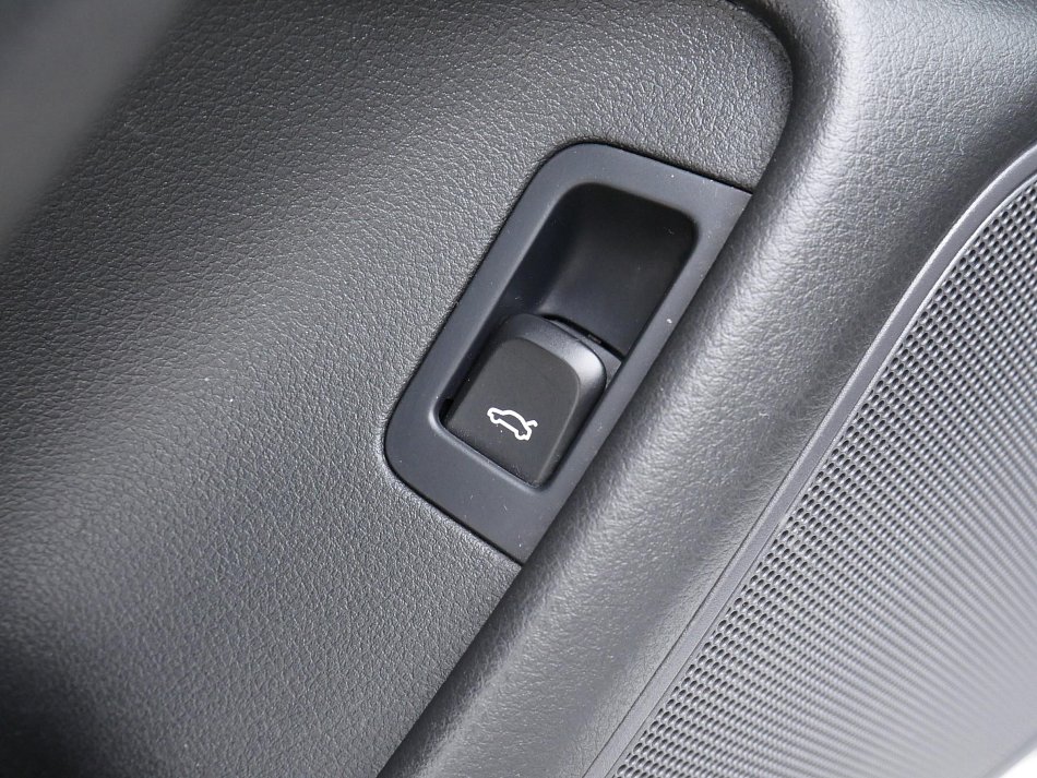 Audi A6 2.0 TDi S-line