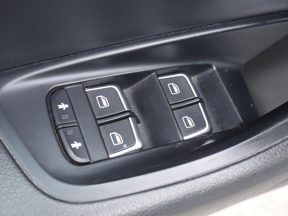 Audi A6 2.0 TDi S-line