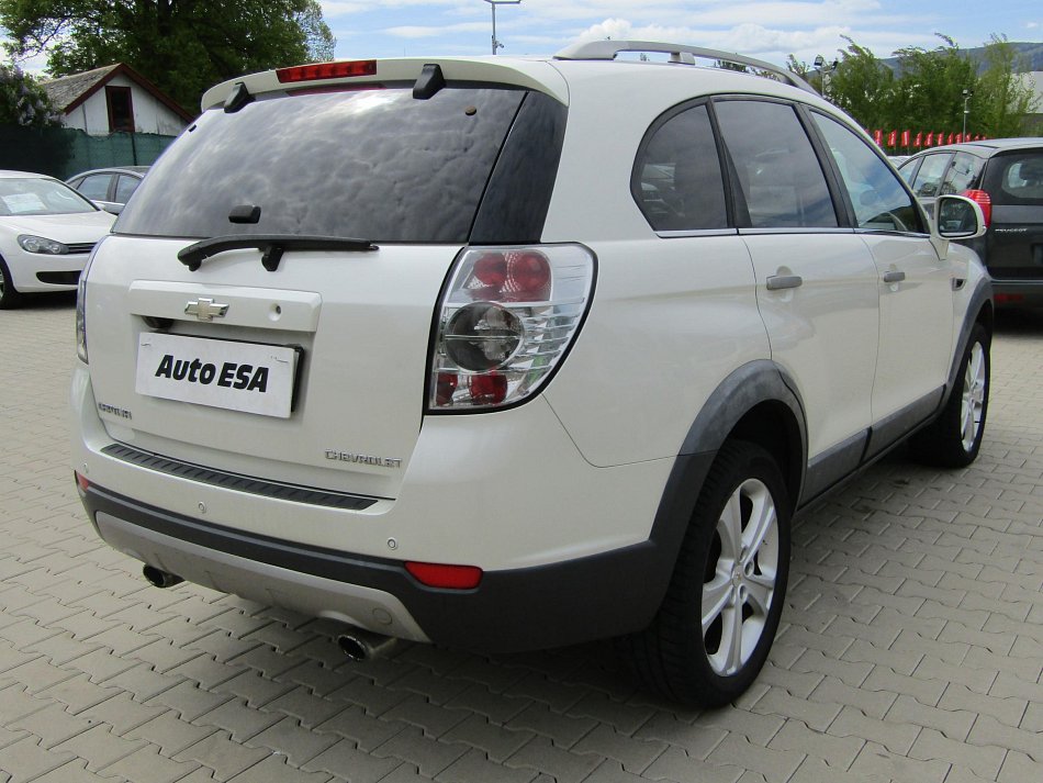 Chevrolet Captiva 2.2VCDi  4x4, 7míst