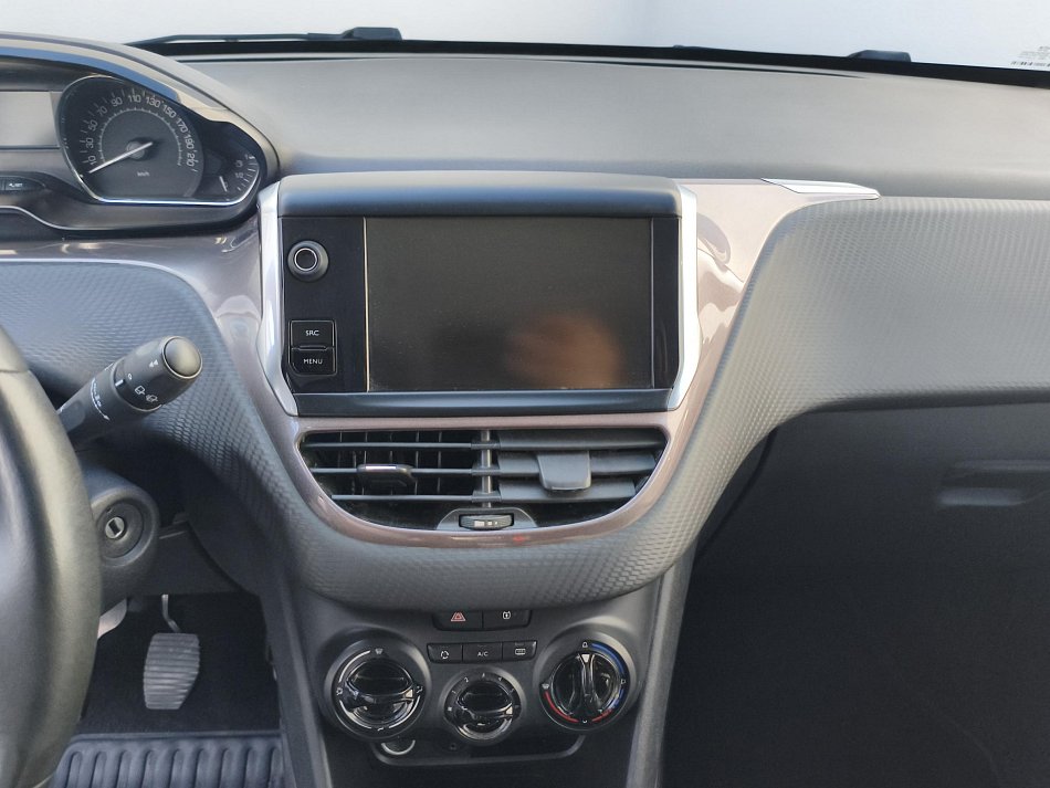 Peugeot 2008 1.6 HDi 
