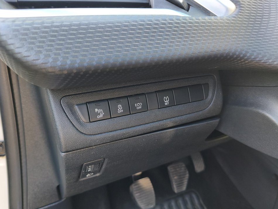 Peugeot 2008 1.6 HDi 