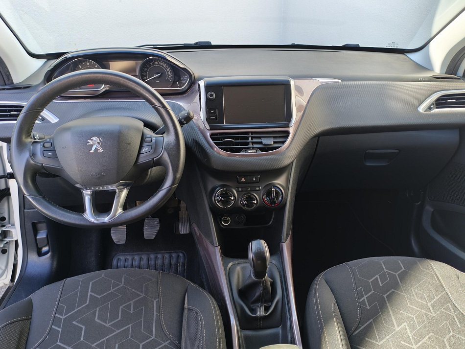 Peugeot 2008 1.6 HDi 
