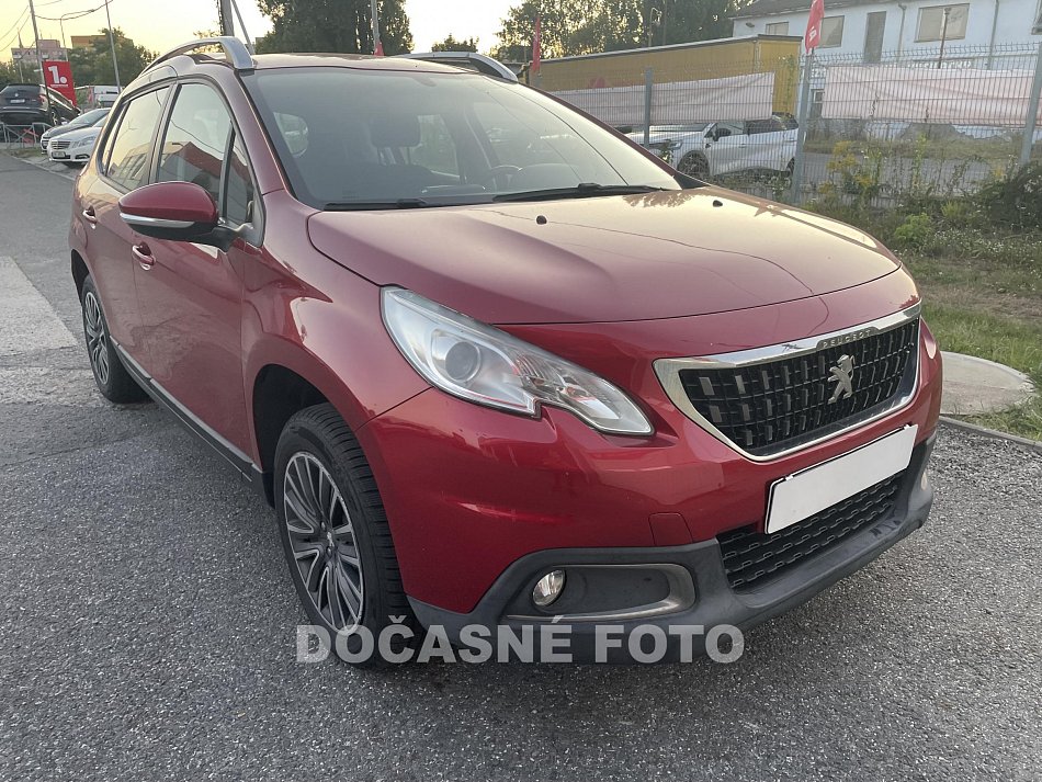 Peugeot 2008 1.2 PT 