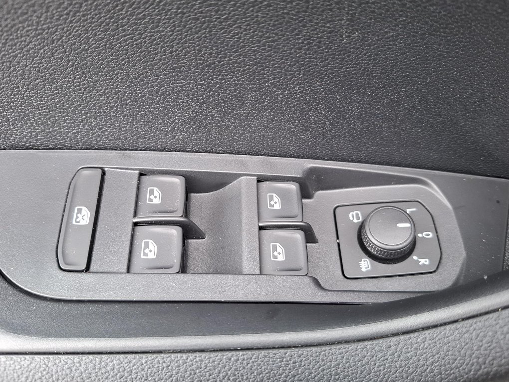 Škoda Karoq 1.5 TSi SportLine