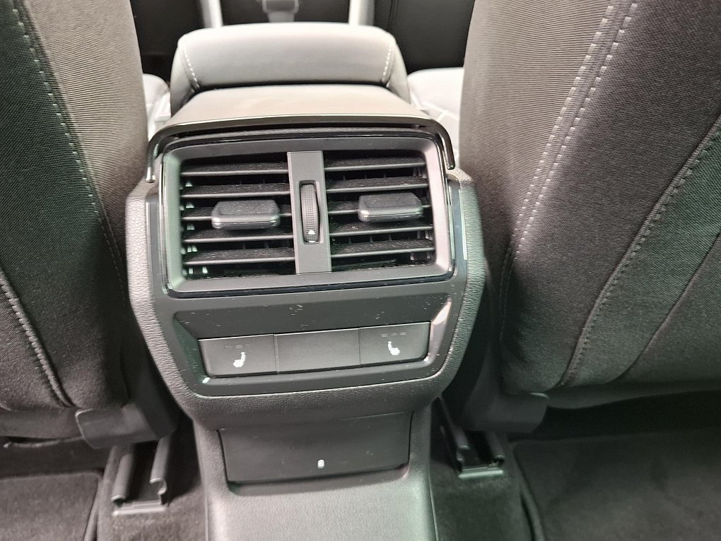 Škoda Karoq 1.5 TSi SportLine