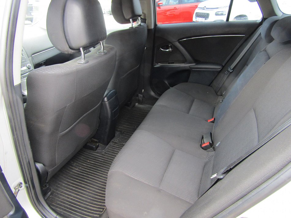 Toyota Avensis 2.0 D-4D 