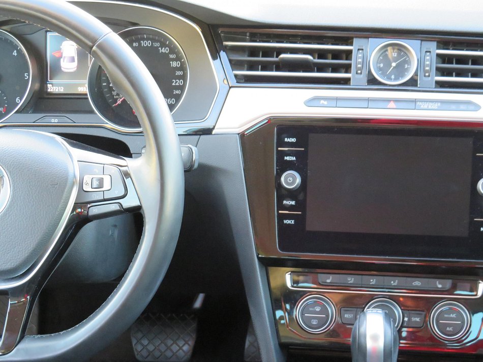 Volkswagen Passat 2.0TDI Highline