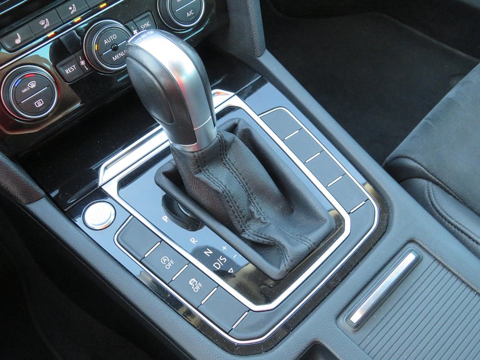 Volkswagen Passat 2.0TDI Highline