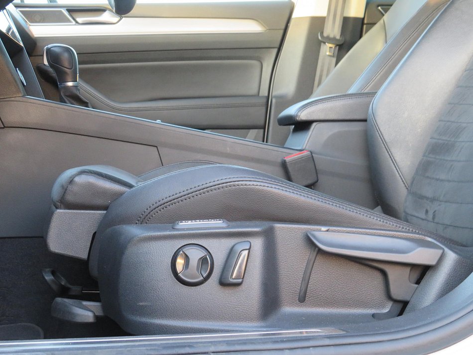 Volkswagen Passat 2.0TDI Highline