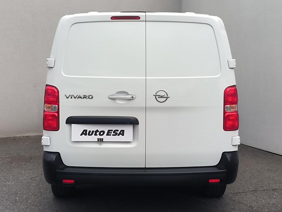 Opel Vivaro 2.0CDTi  L3 DÍLNA