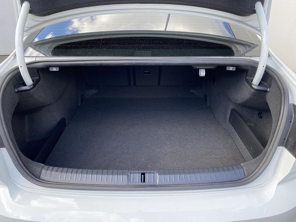 Volkswagen Passat 2.0TDi  4Motion