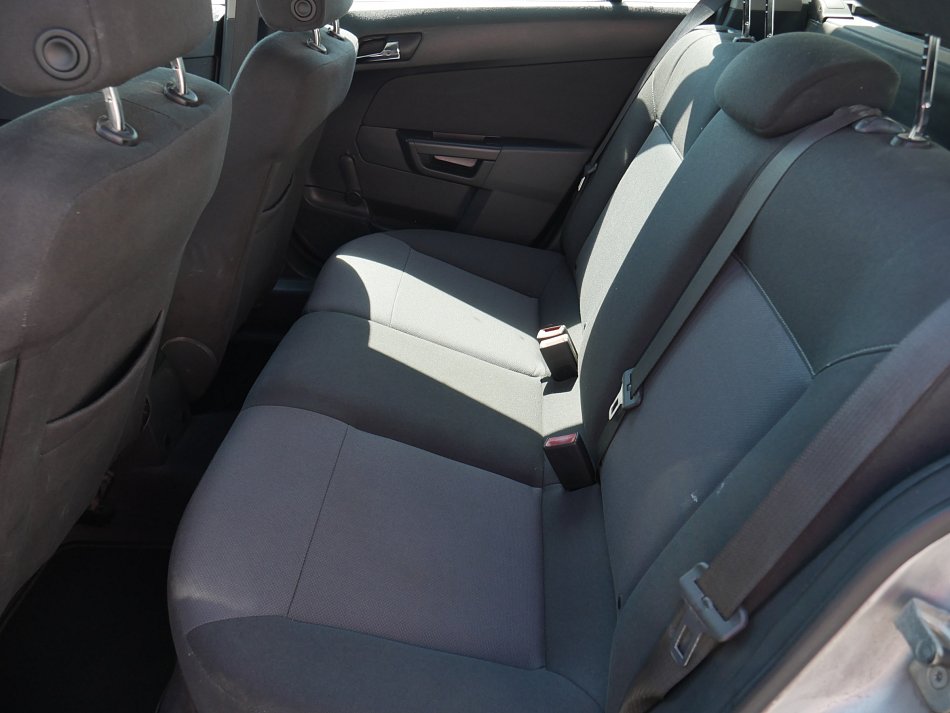 Opel Astra 1.6 16V 