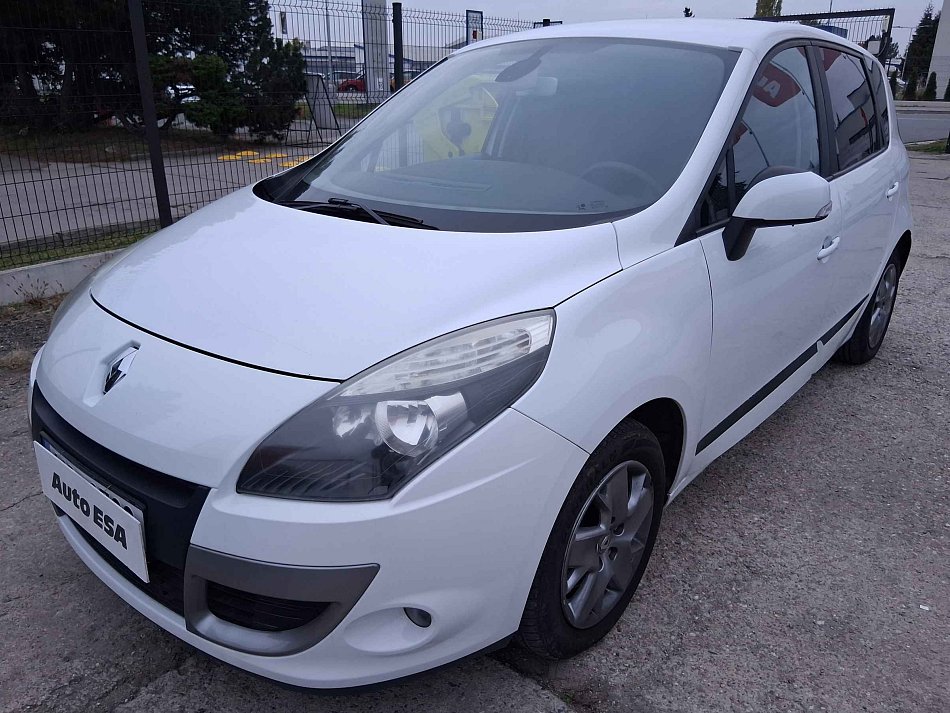 Renault Scénic 1.5 DCi 