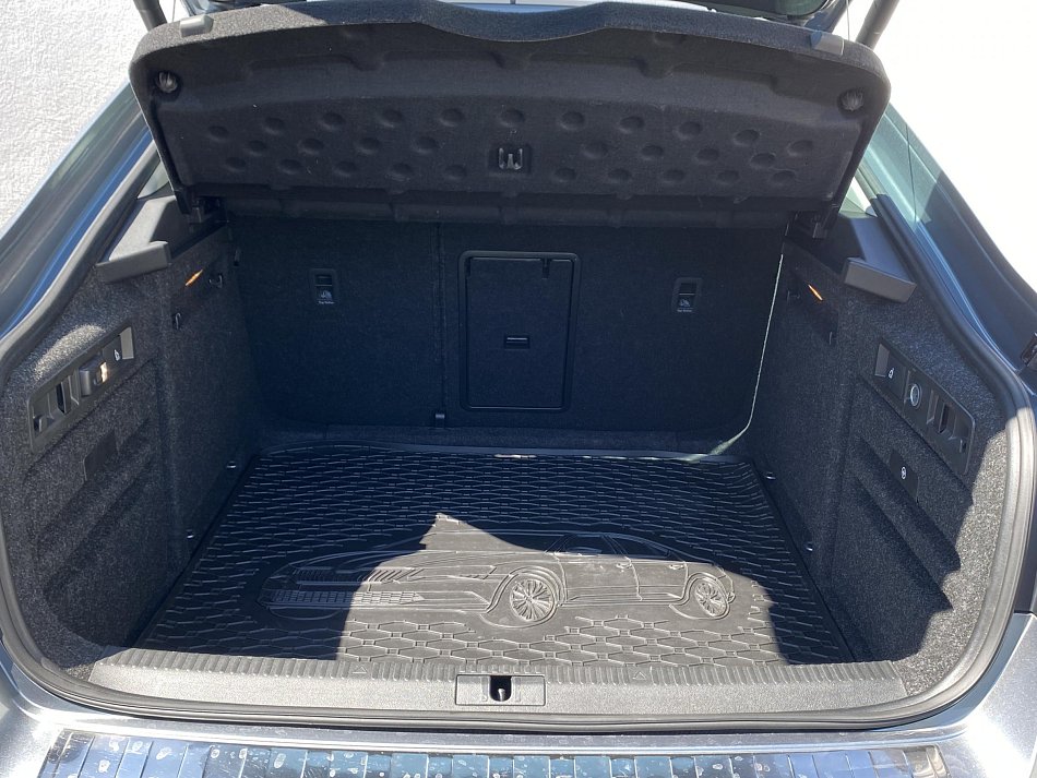 Škoda Superb III 2.0 TDi L&K