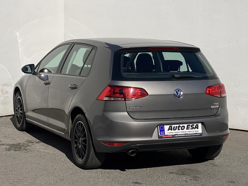 Volkswagen Golf 1.6 TDi 