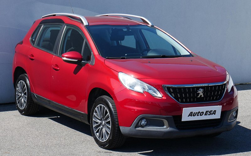 Peugeot 2008 1.2 PT 