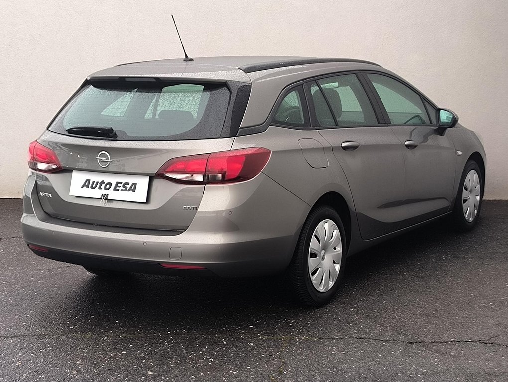 Opel Astra 1.6CDTi 