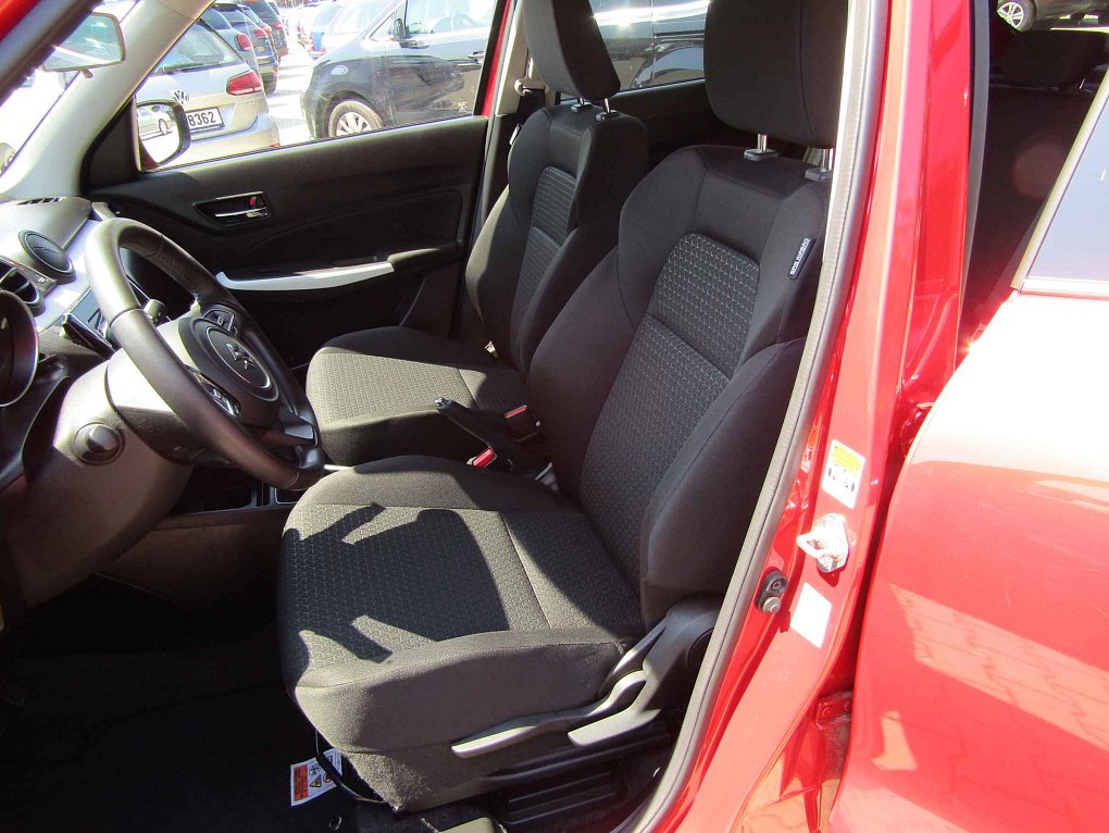 Suzuki Swift 1.2i 
