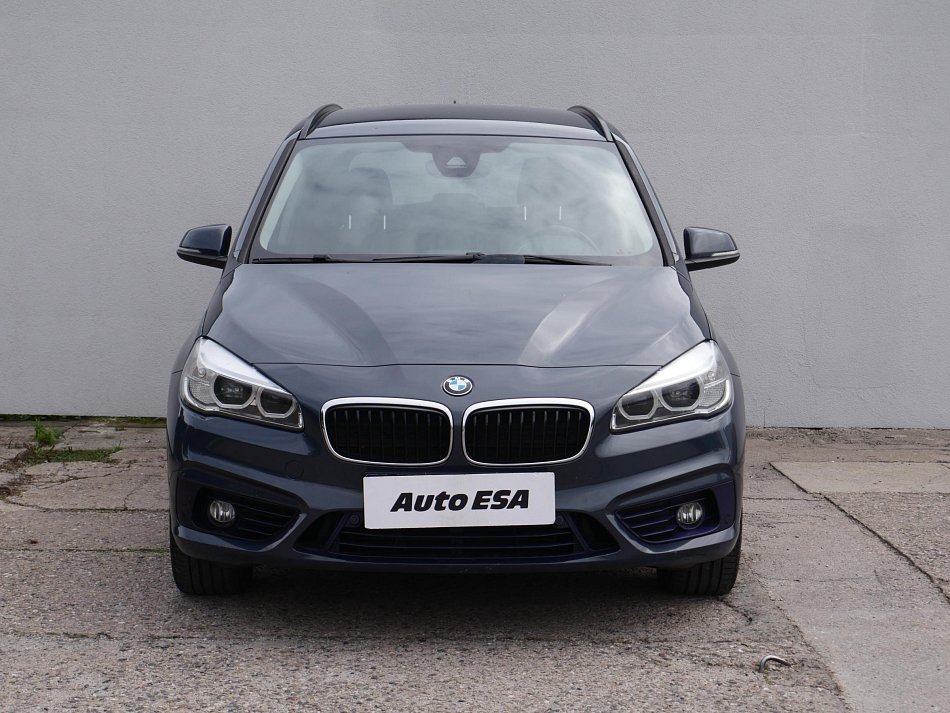 BMW Řada 2 2.0D  xD, 7míst