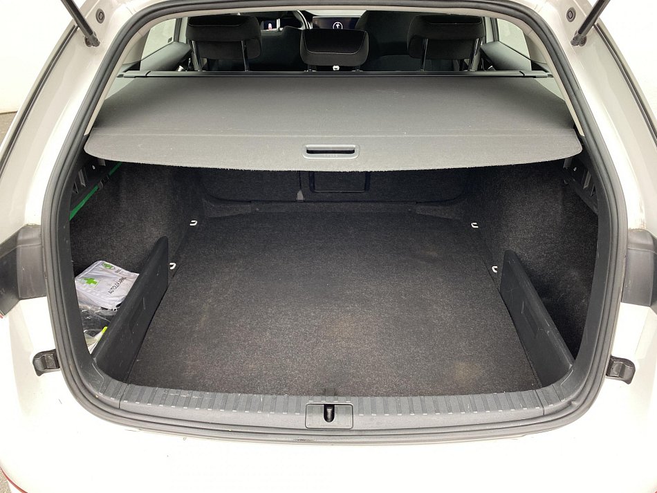 Škoda Octavia IV 1.5 TSi Style