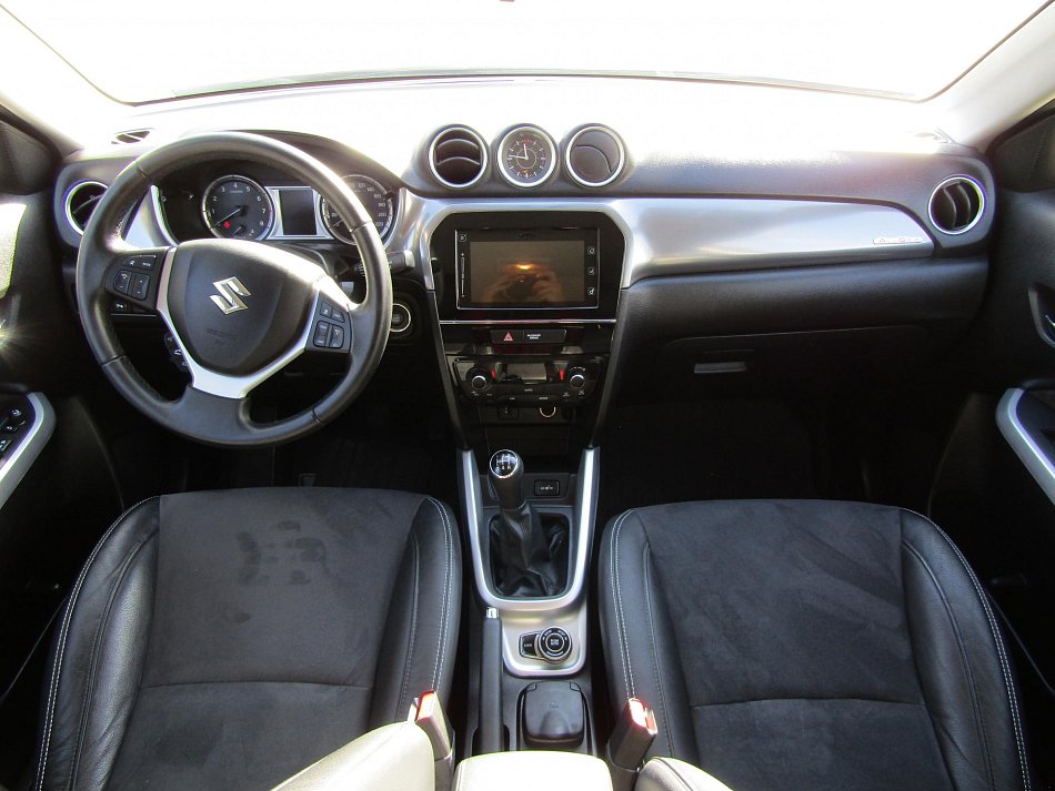 Suzuki Vitara 1.6 i  4x4
