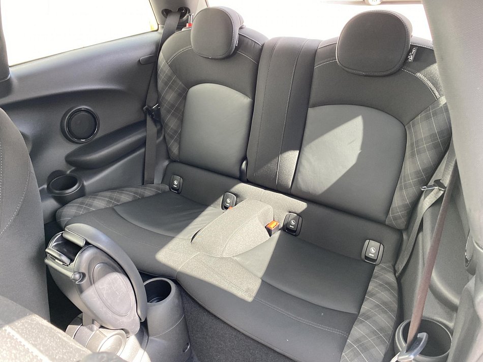 Mini Cooper 1.5 i 