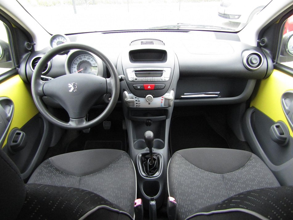 Peugeot 107 1.0i 