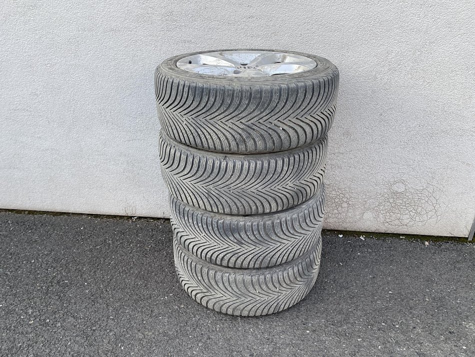 Volkswagen Golf 2.0 TSi GTi