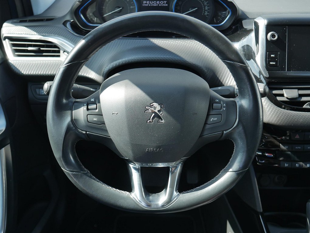 Peugeot 2008 1.2 PT Allure