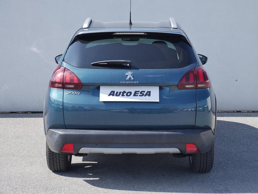 Peugeot 2008 1.2 PT Allure