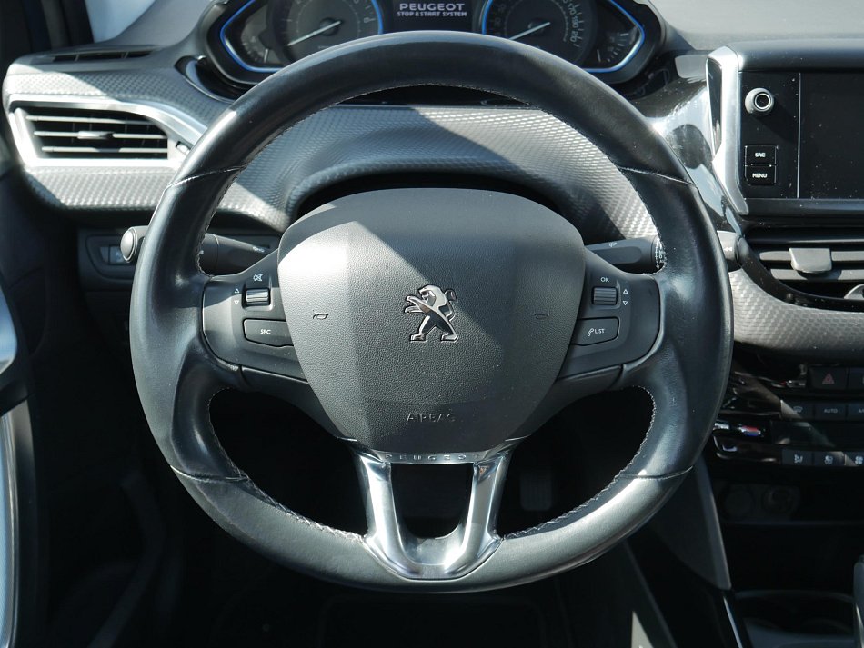 Peugeot 2008 1.2 PT Allure