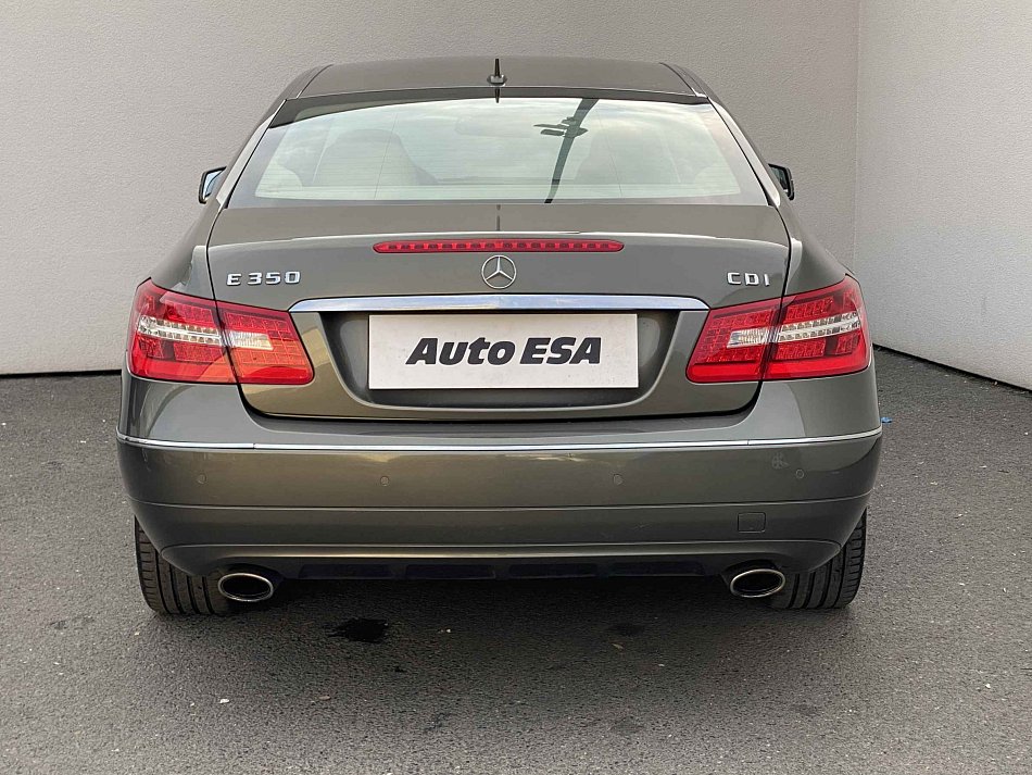Mercedes-Benz Třída E 3.0 CDi Elegance E350