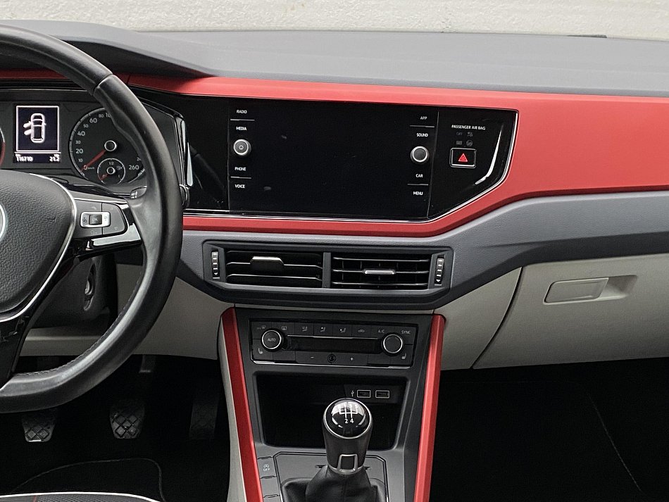 Volkswagen Polo 1.0 TSi 