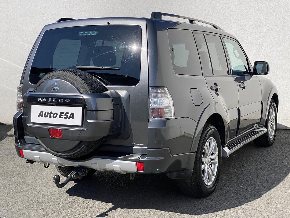 Mitsubishi Pajero 3.2d  4x4, 7míst