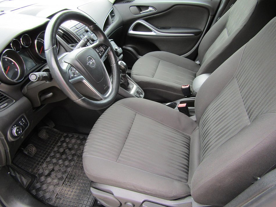 Opel Zafira 2.0CDTi 