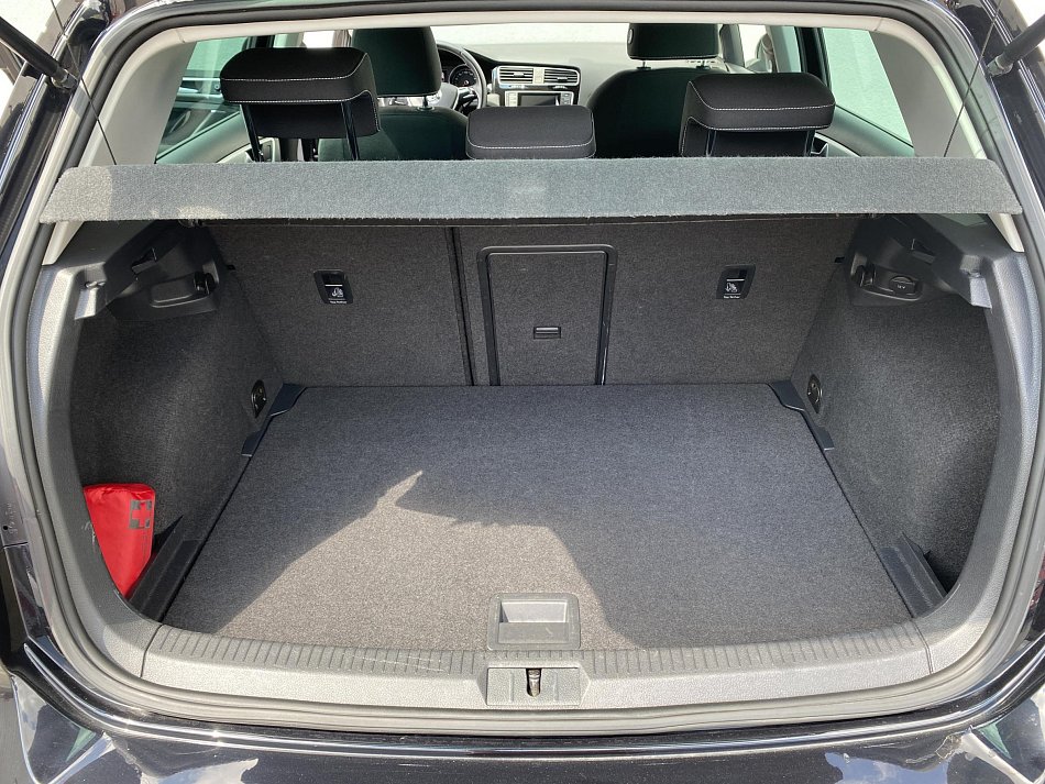 Volkswagen Golf 1.6 TDi CUP