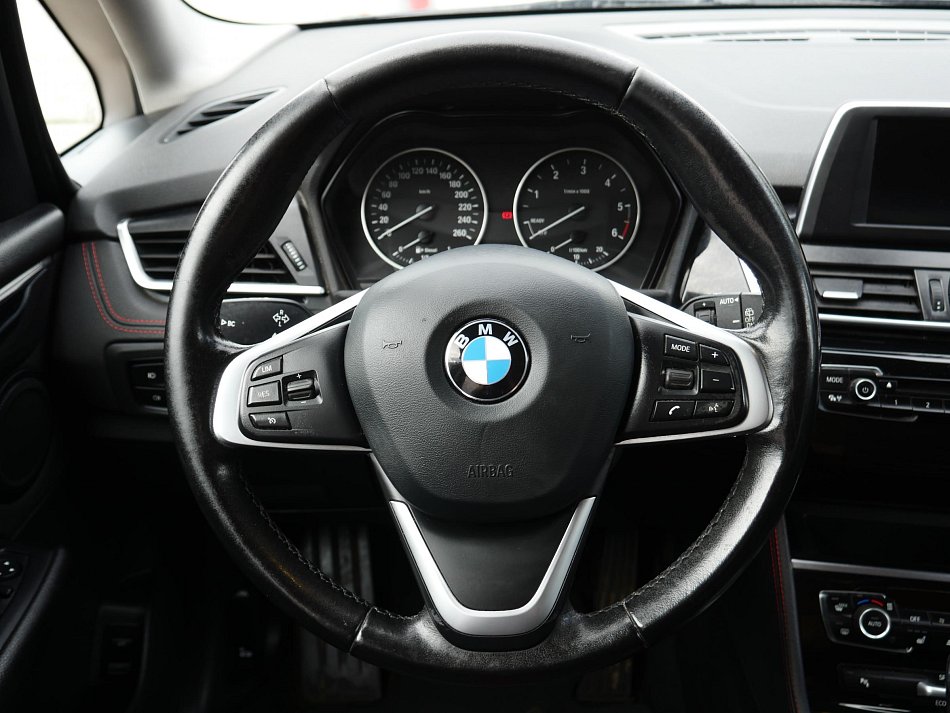 BMW Řada 2 2.0D  xD, 7míst