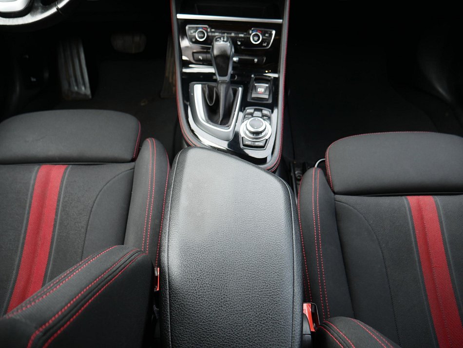 BMW Řada 2 2.0D  xD, 7míst